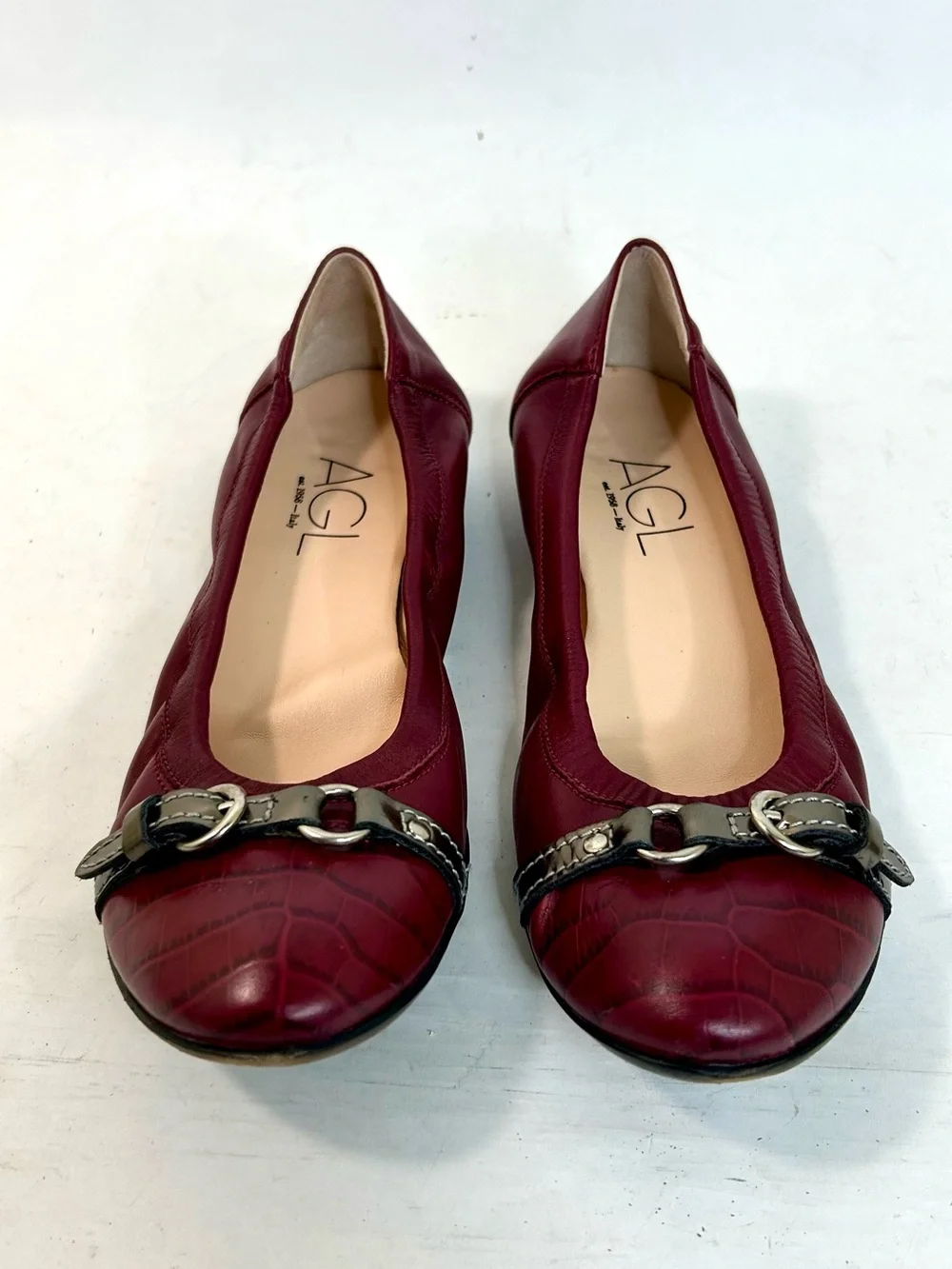 AGL Monika Cap Toe Ballet Flat in Burgundy Leather size 38.5 / 8.5